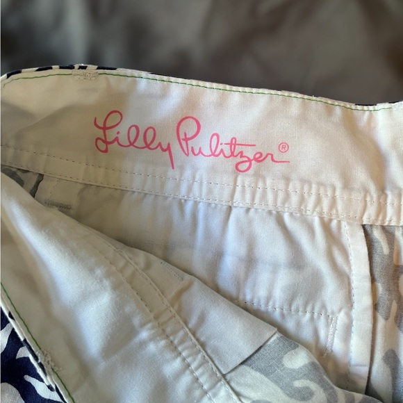 Lilly Pulitzer The Callahan Short. Size 00. Navy & White. Reef Cotton Chino - Picture 5 of 11